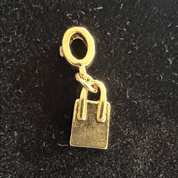 Effy 6 - Elegant Gold and Crystal Pendants/Charms - Picture 4 of 9